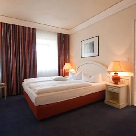 ホテル Weisses Ross 3*