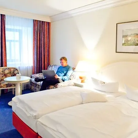 Weisses Ross فندق