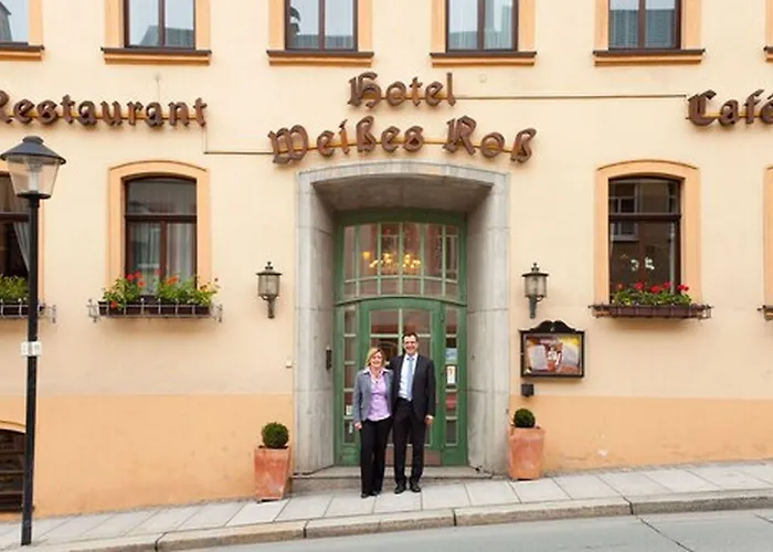 Weisses Ross Otel 3*